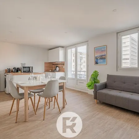 Apartment R'apparts T4 L'atypique *